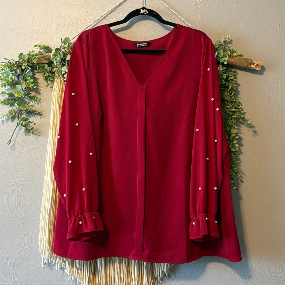 ⭐️4 for $40 ⭐️ BloomChic Vibrant Red Blouse